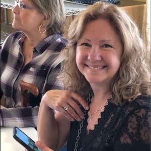 Meet your Posher, Cheryl